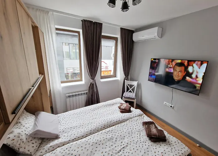 Two-bedroom Paskalina, Near The Lift * Bansko