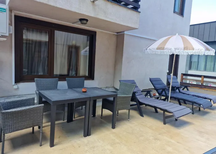 Two-bedroom Paskalina, Near The Lift Apartment