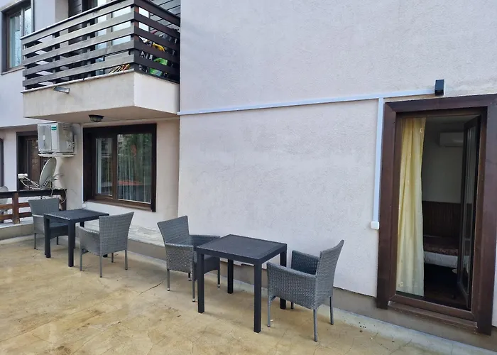 Apartment Two-bedroom Paskalina, Near The Lift *