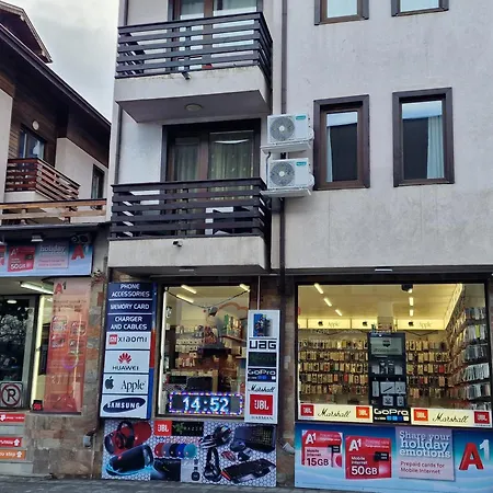 Two-bedroom Paskalina, Near The Lift Apartment *