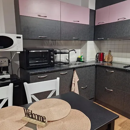 Apartmán Two-bedroom Paskalina, Near The Lift *